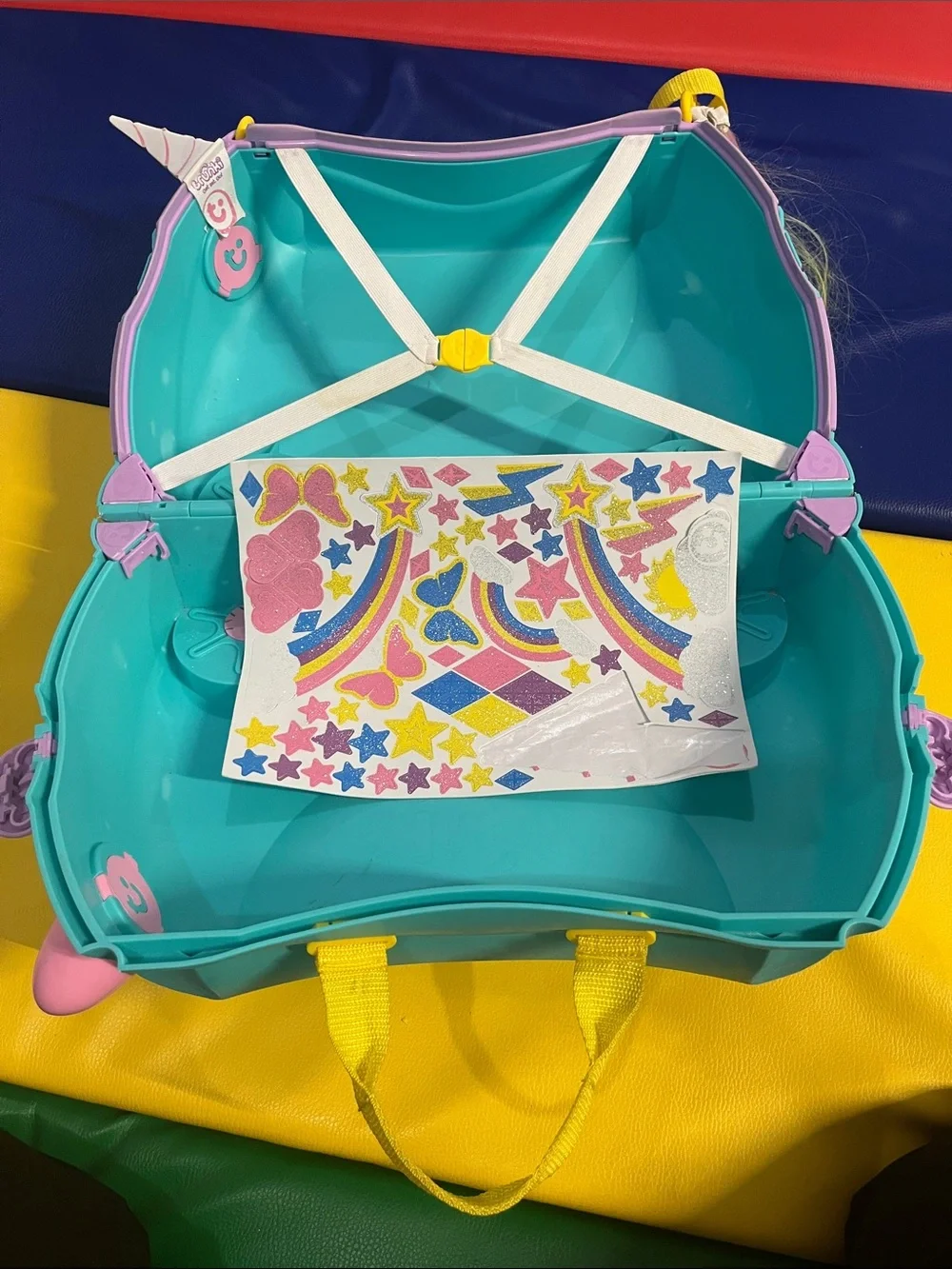 Unicorn Trunki Teal Ride-On Suitcase